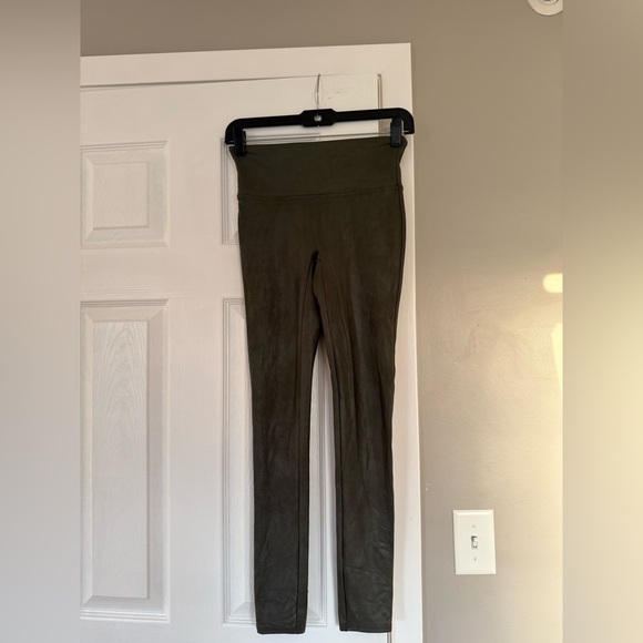 SPANX leather leggings size small - Picture 3 of 6